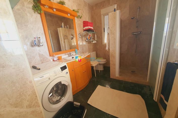 Image No.28-3 Bed Villa for sale