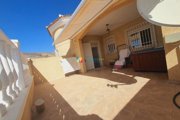 Image No.34-3 Bed Villa for sale