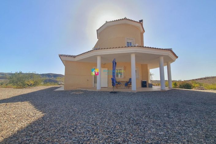 Image No.39-3 Bed Villa for sale