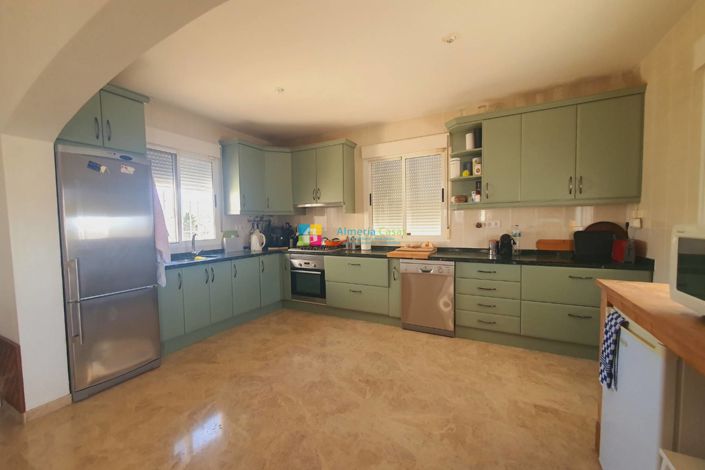 Image No.9-3 Bed Villa for sale