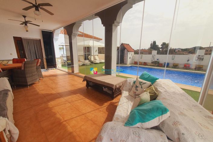 Image No.6-4 Bed Villa for sale