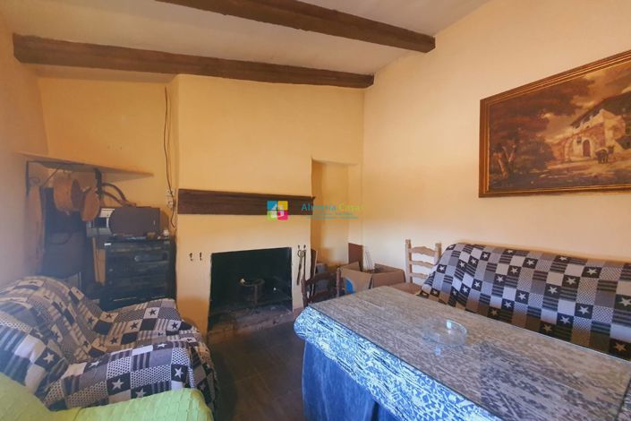 Image No.13-2 Bed Country House for sale