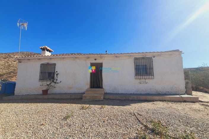 Image No.4-2 Bed Country House for sale