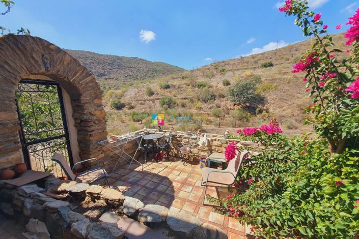 Image No.17-3 Bed Country House for sale