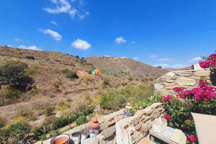 Image No.3-3 Bed Country House for sale