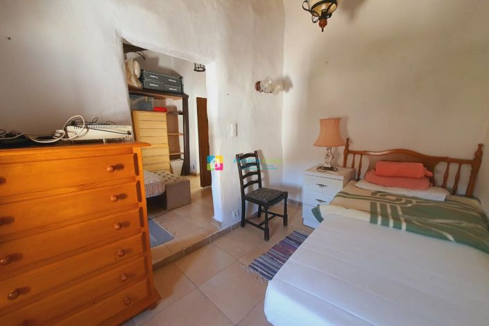 Image No.31-3 Bed Country House for sale