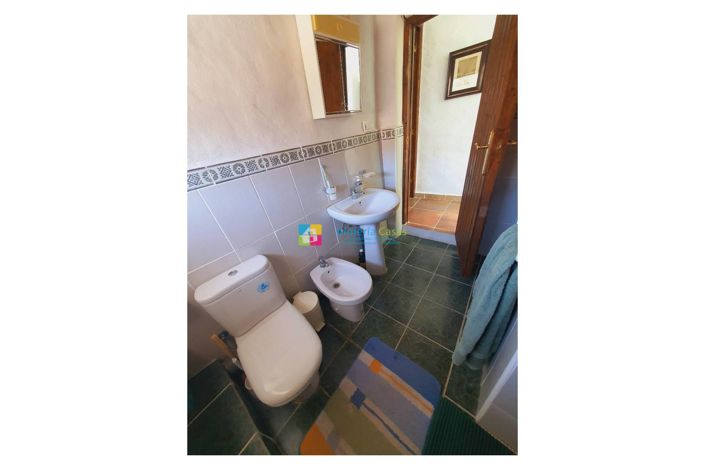 Image No.35-3 Bed Country House for sale