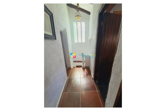 Image No.38-3 Bed Country House for sale