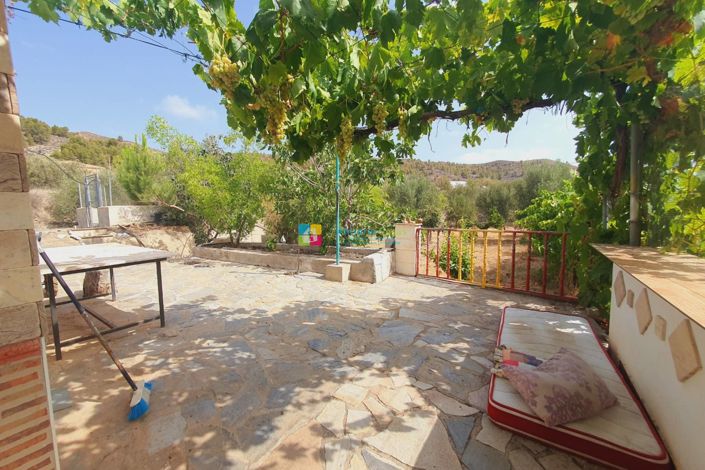 Image No.18-1 Bed Country House for sale