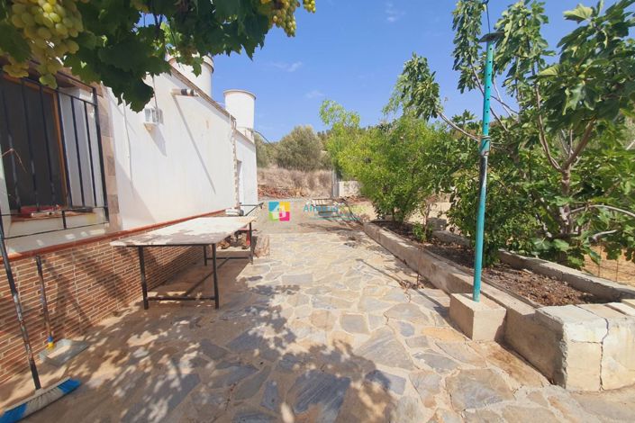 Image No.20-1 Bed Country House for sale