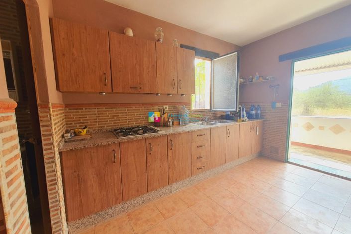 Image No.7-1 Bed Country House for sale