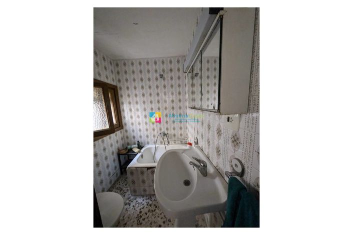 Image No.14-4 Bed Townhouse for sale