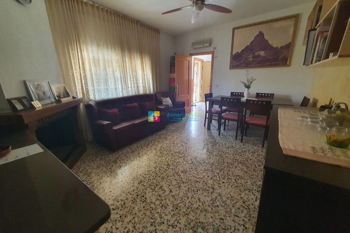 Image No.14-3 Bed Country House for sale