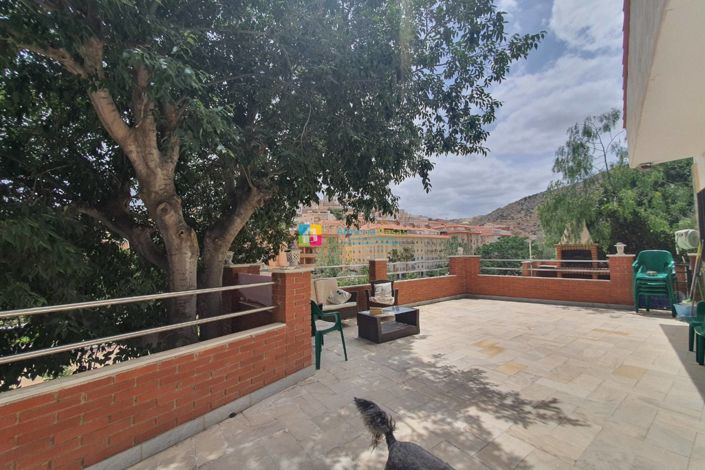 Image No.23-3 Bed Country House for sale