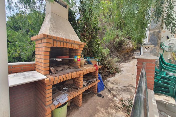 Image No.24-3 Bed Country House for sale