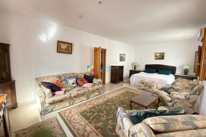 Image No.15-3 Bed Villa for sale