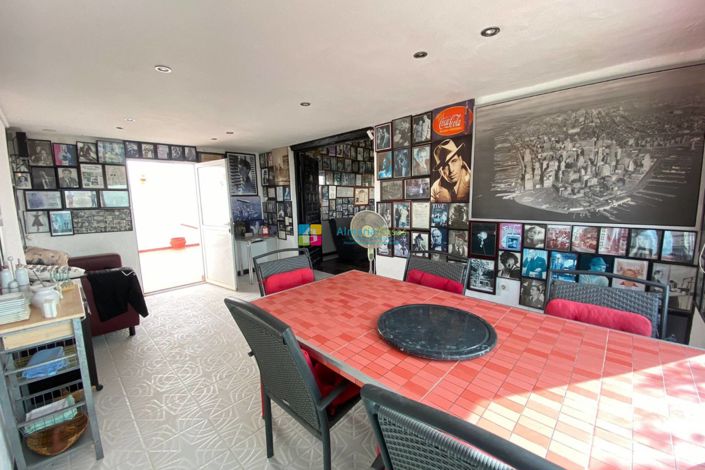 Image No.33-3 Bed Villa for sale