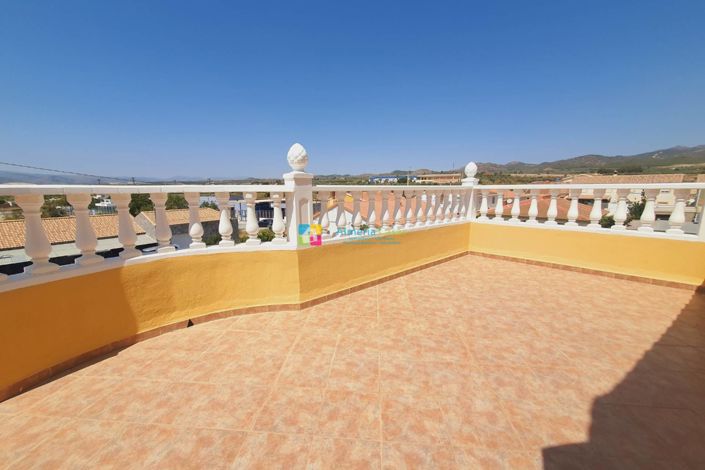 Image No.48-9 Bed Villa for sale