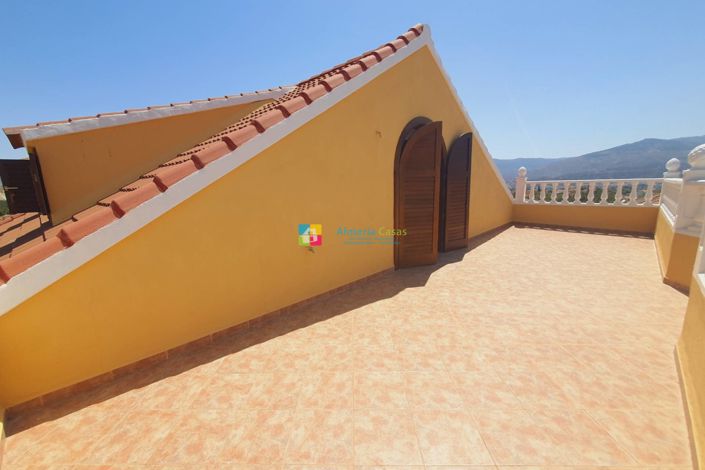 Image No.49-9 Bed Villa for sale