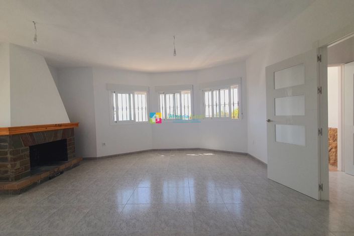 Image No.16-3 Bed Villa for sale