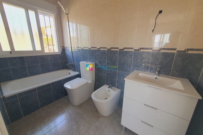 Image No.21-3 Bed Villa for sale