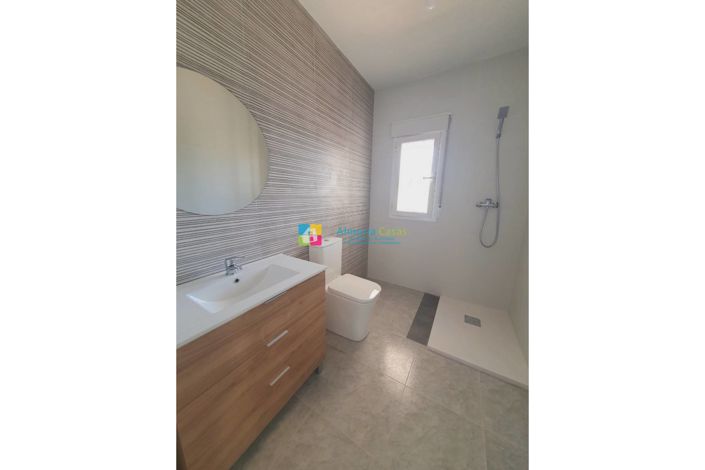 Image No.25-3 Bed Villa for sale