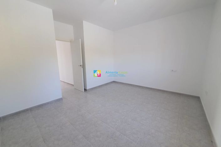 Image No.29-3 Bed Villa for sale