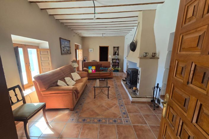 Image No.12-Maison de campagne de 4 chambres à vendre à Albox