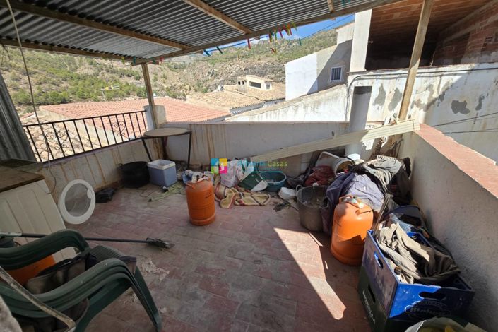 Image No.19-4 Bed Townhouse for sale