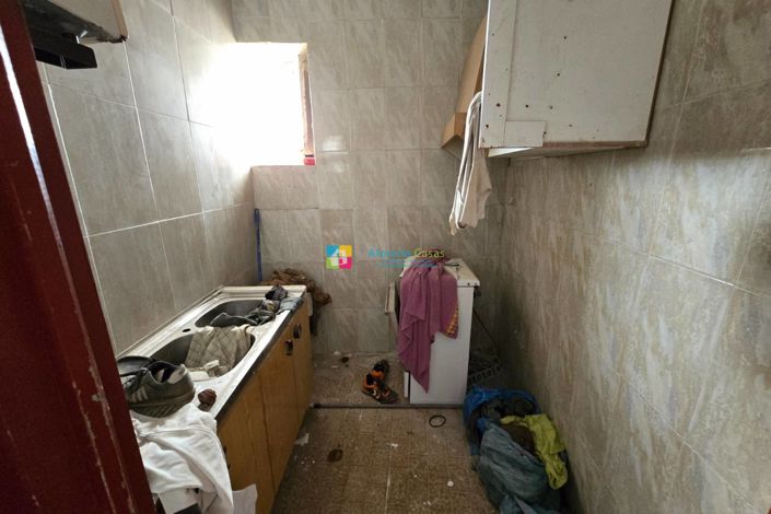 Image No.6-4 Bed Townhouse for sale