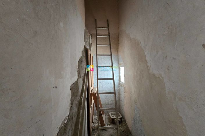 Image No.10-2 Bed Townhouse for sale