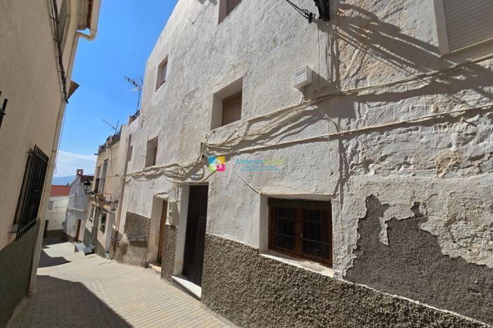 Image No.1-Maison de ville de 4 chambres à vendre à Almeria