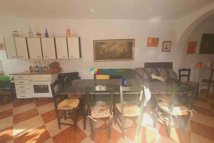 Image No.5-2 Bed Country House for sale