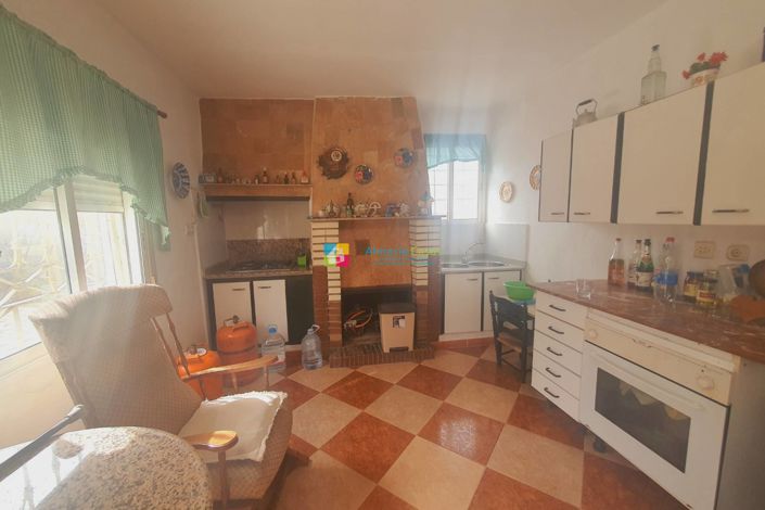 Image No.7-2 Bed Country House for sale