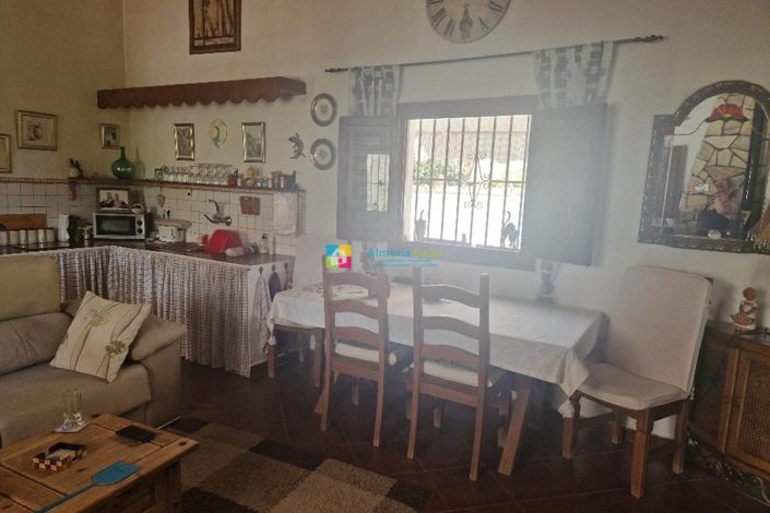 Image No.12-2 Bed Country House for sale