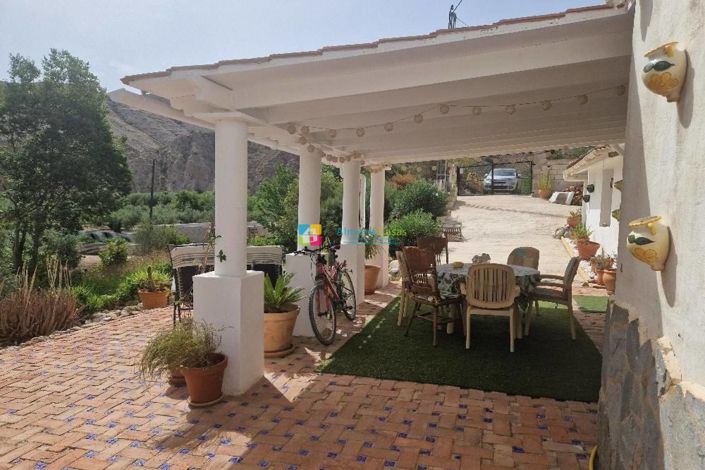 Image No.4-2 Bed Country House for sale