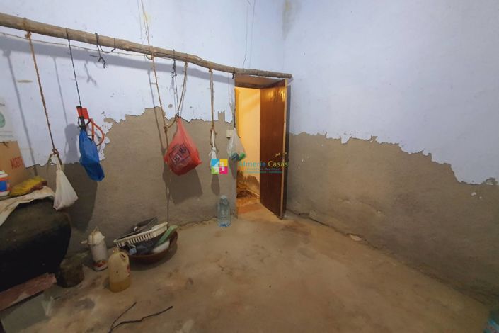 Image No.24-3 Bed Country House for sale