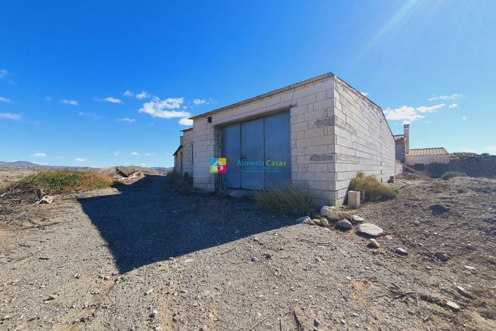 Image No.42-3 Bed Country House for sale