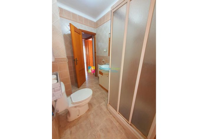 Image No.30-4 Bed Townhouse for sale