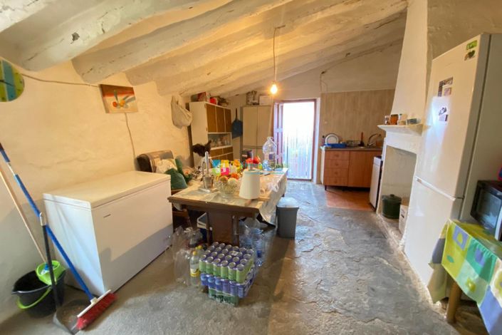 Image No.12-4 Bed Townhouse for sale