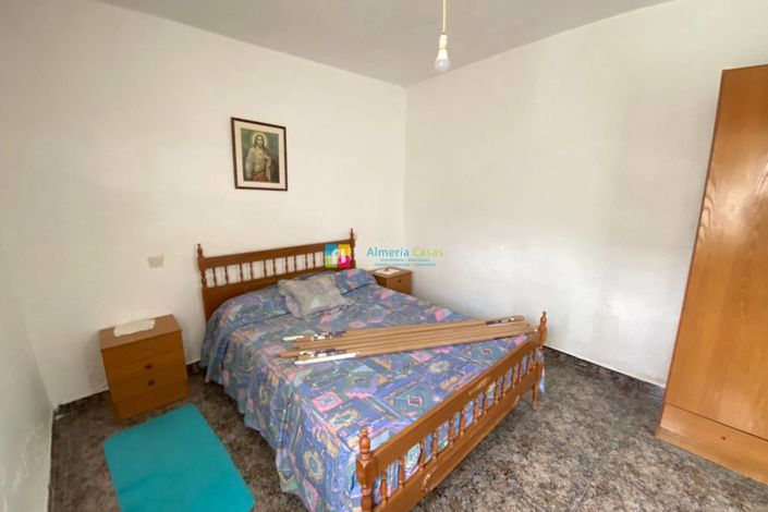 Image No.10-Maison de campagne de 5 chambres à vendre à Cantoria