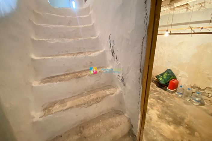 Image No.20-Maison de campagne de 5 chambres à vendre à Cantoria