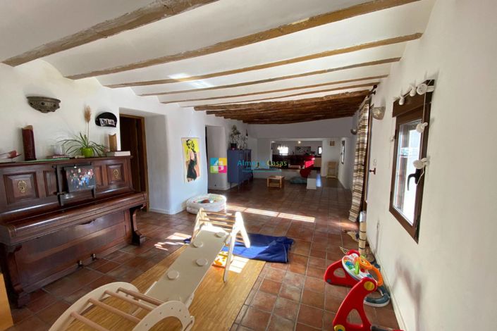 Image No.23-7 Bed Country House for sale