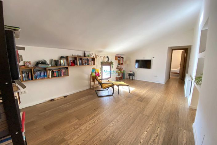 Image No.38-7 Bed Country House for sale