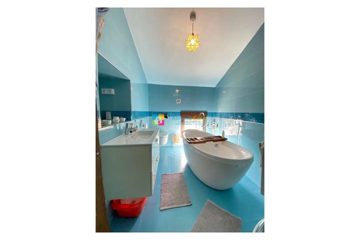 Image No.40-7 Bed Country House for sale