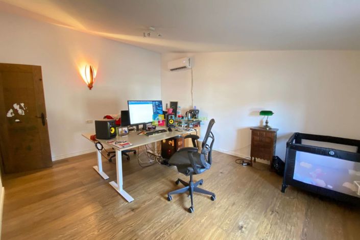 Image No.43-7 Bed Country House for sale