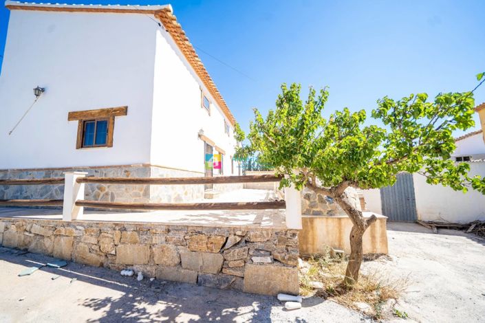 Image No.32-5 Bed Country House for sale