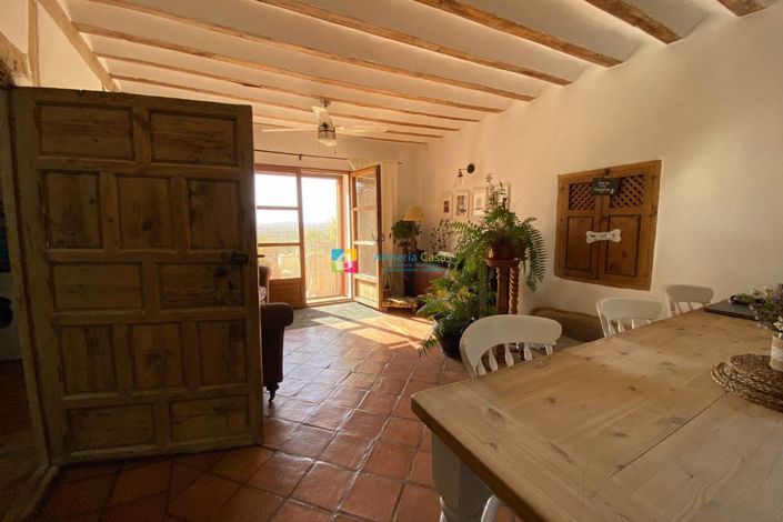 Image No.14-8 Bed Country House for sale