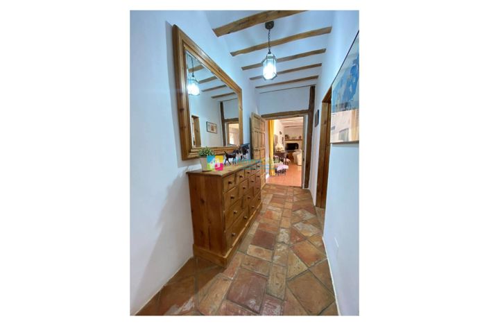 Image No.15-8 Bed Country House for sale