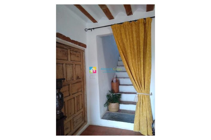 Image No.30-8 Bed Country House for sale